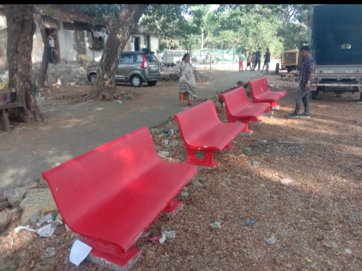 Three-seater RCC garden bench in outdoor setting, Precast concrete RCC bench with three seats, Durable 3-seater RCC bench for parks and gardens
